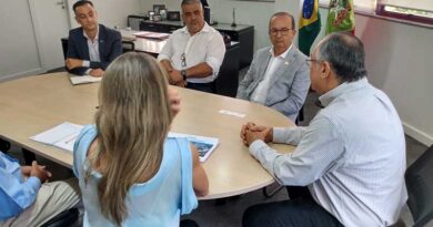 Governador expõe a empresários plano de recuperação do Porto de São Francisco do Sul
